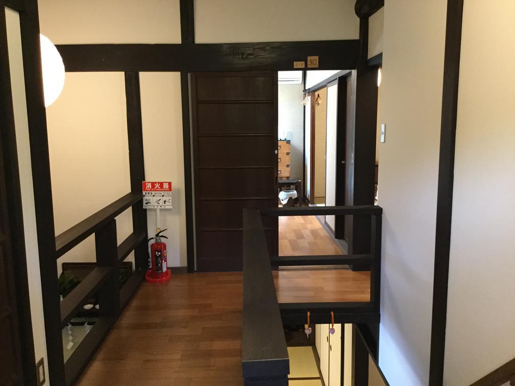 Honmachi Juku Hotel Хиконе Екстериор снимка